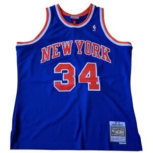 Mitchell & Ness NY Knicks Charles Oakley 91-92 Hardwood Classics Swingman Jersey